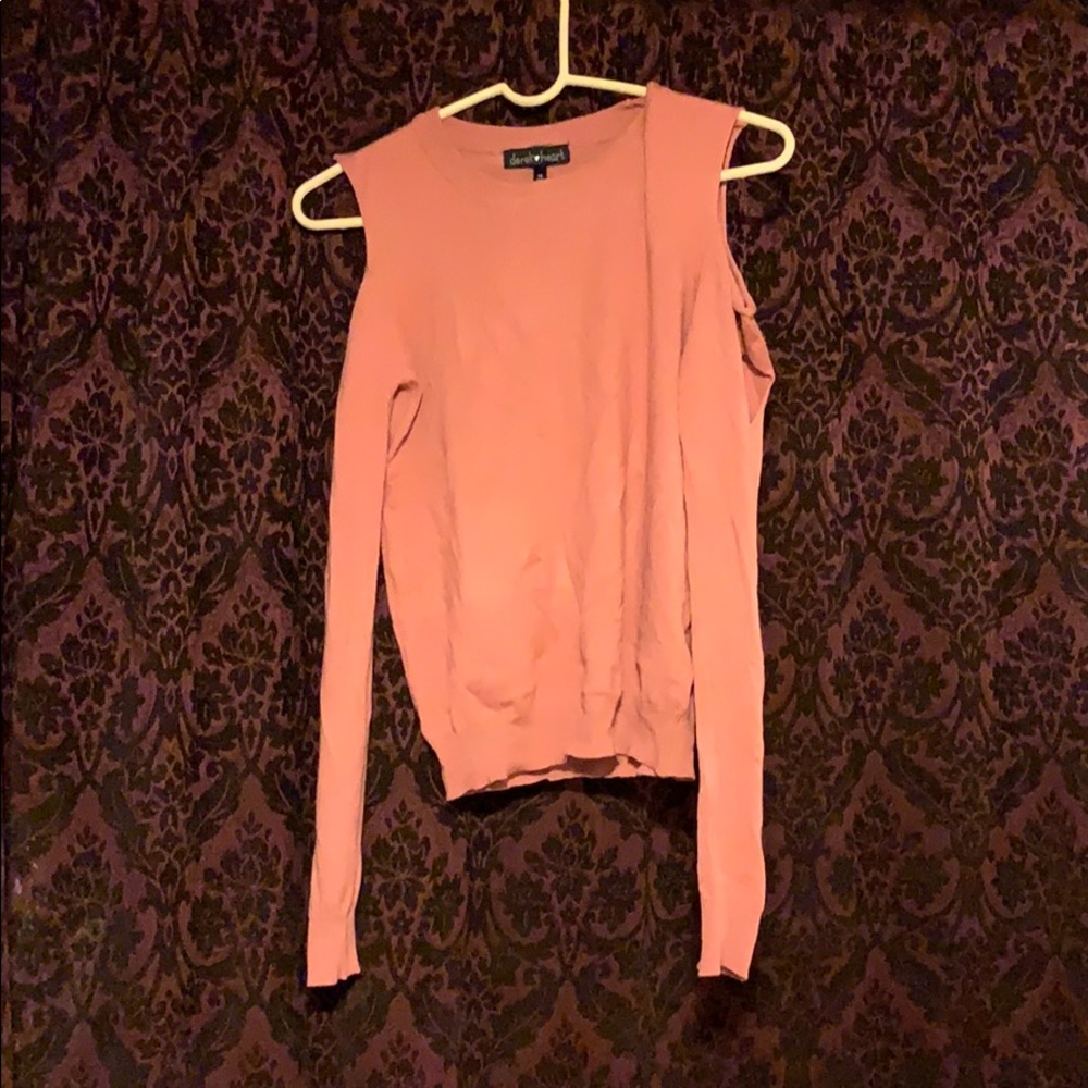 Salmon long sleeve.